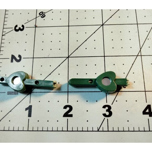 Floral Boutonniere Magnets Corsage Brooches  Wedding Prom Flowers 33 Pairs - Picture 3 of 9